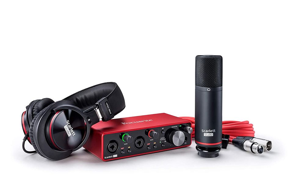 Focusrite Scarlett 2i2 Studio (3rd Gen) Recording bundle pack