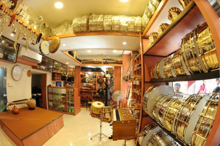 Wide choice of Brass Band sets, Nasik Dhols, Trumpets, Bugles and School Band sets only at Symphony.
